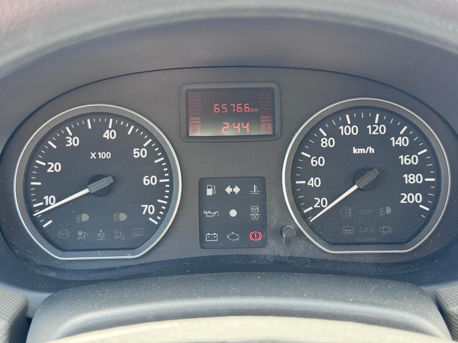 Fahrzeugabbildung Dacia SANDERO 1.4 AMBIANCE/ALLWETTER/SCHECKHEFT/5T