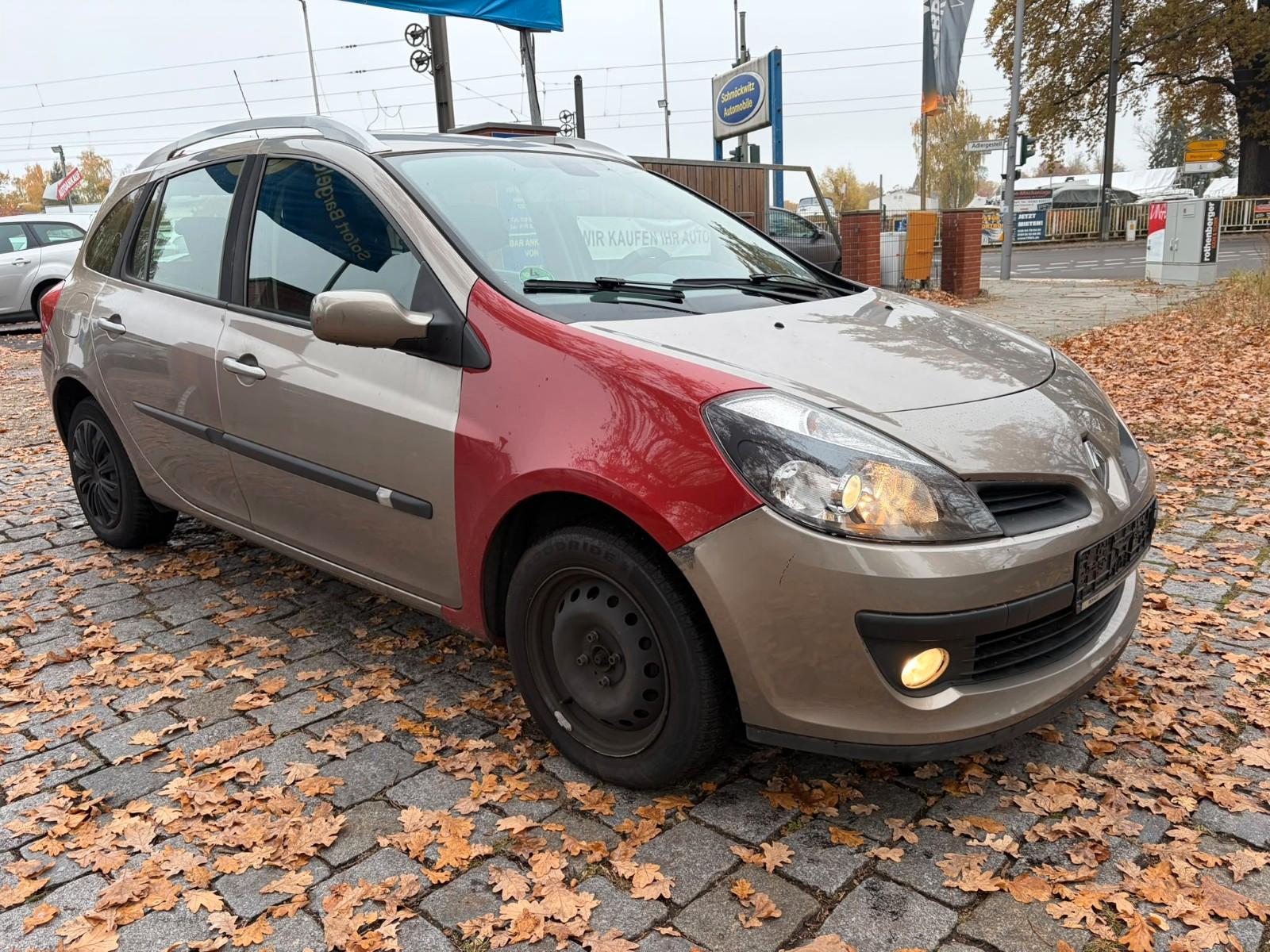 Renault Clio 2008 — вигляд ззаду