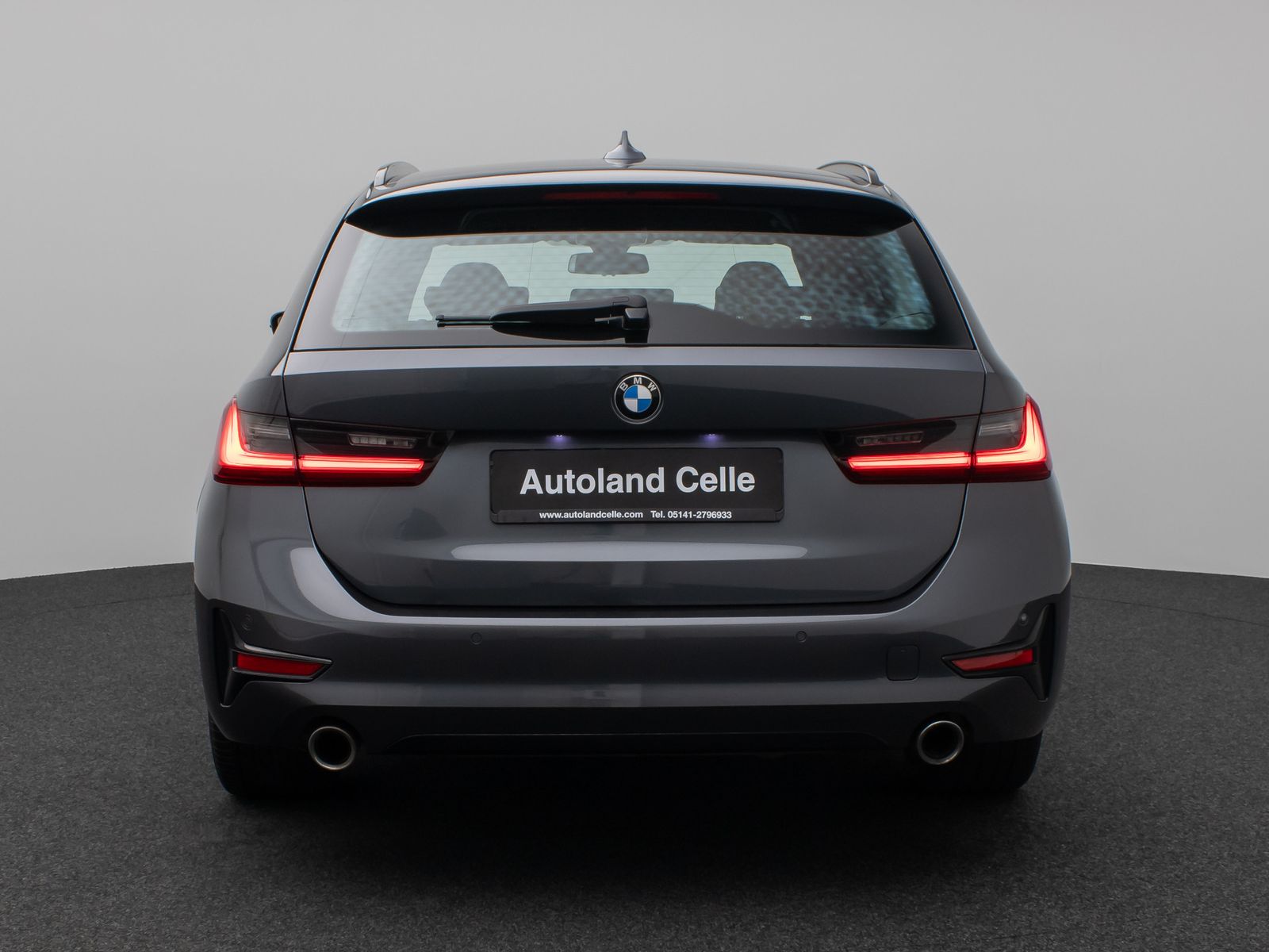 Fahrzeugabbildung BMW 330i xD SportLine DAB HiFi PDC Alarm LED M Sport