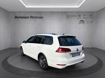 Volkswagen Golf - 5