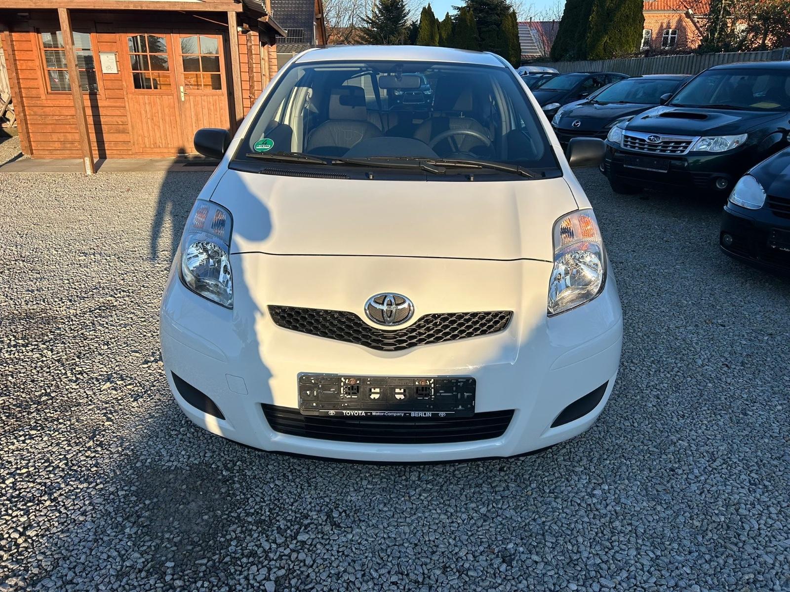 Toyota Yaris Basis