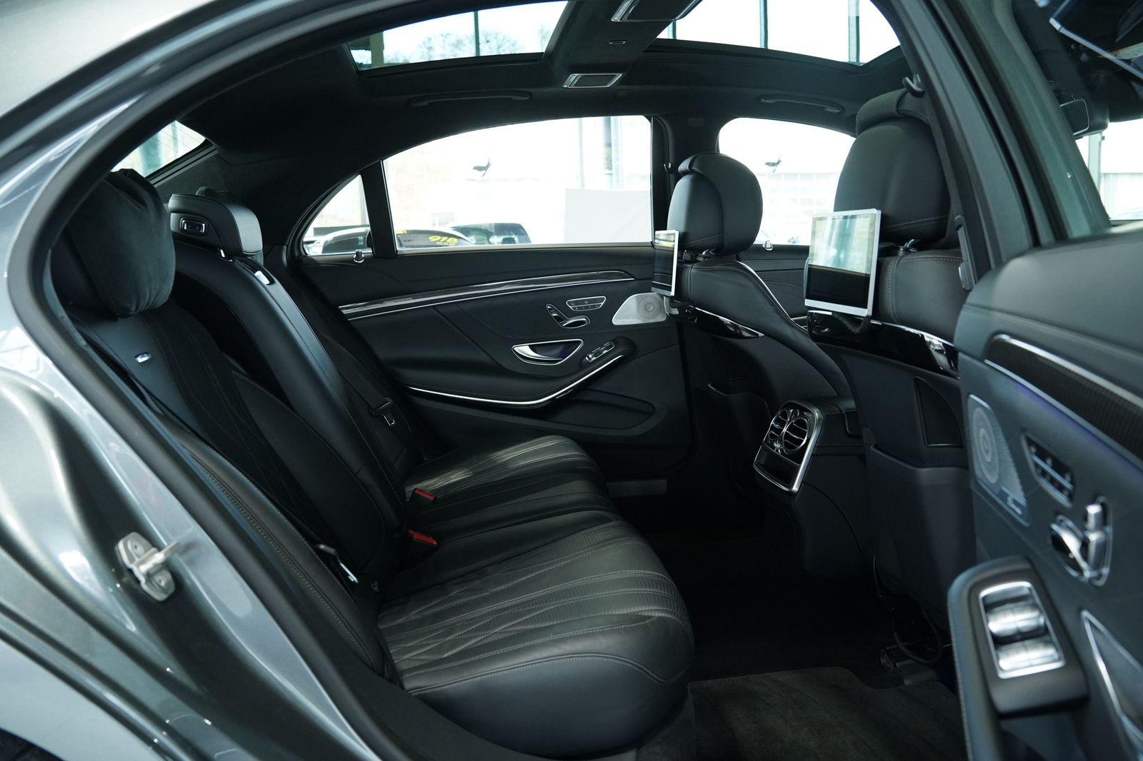 Mercedes Benz S 63 Amg