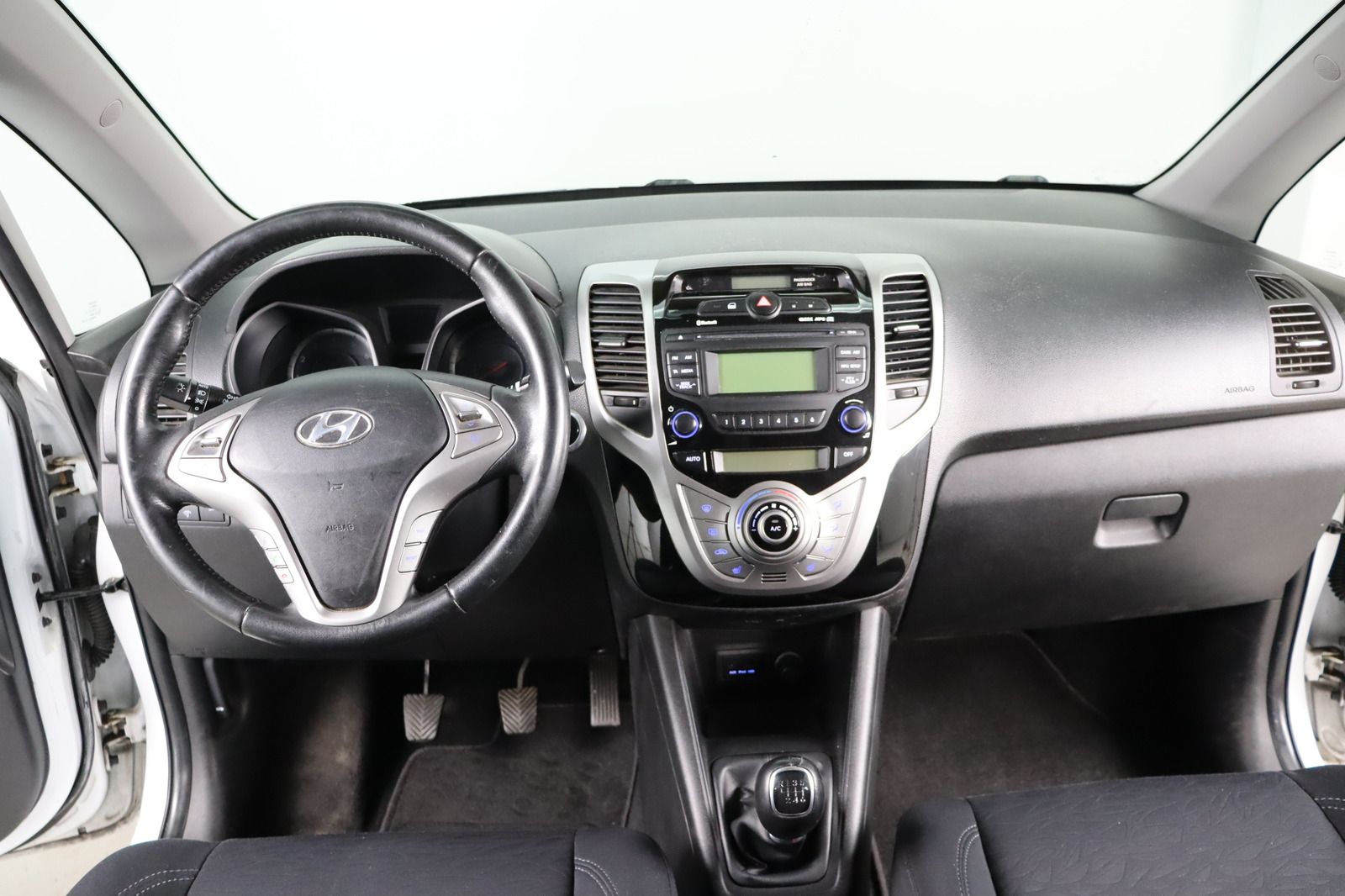 Fahrzeugabbildung Hyundai ix20 * HU/AU bis 06.2028 * 8-fach bereift Comfor