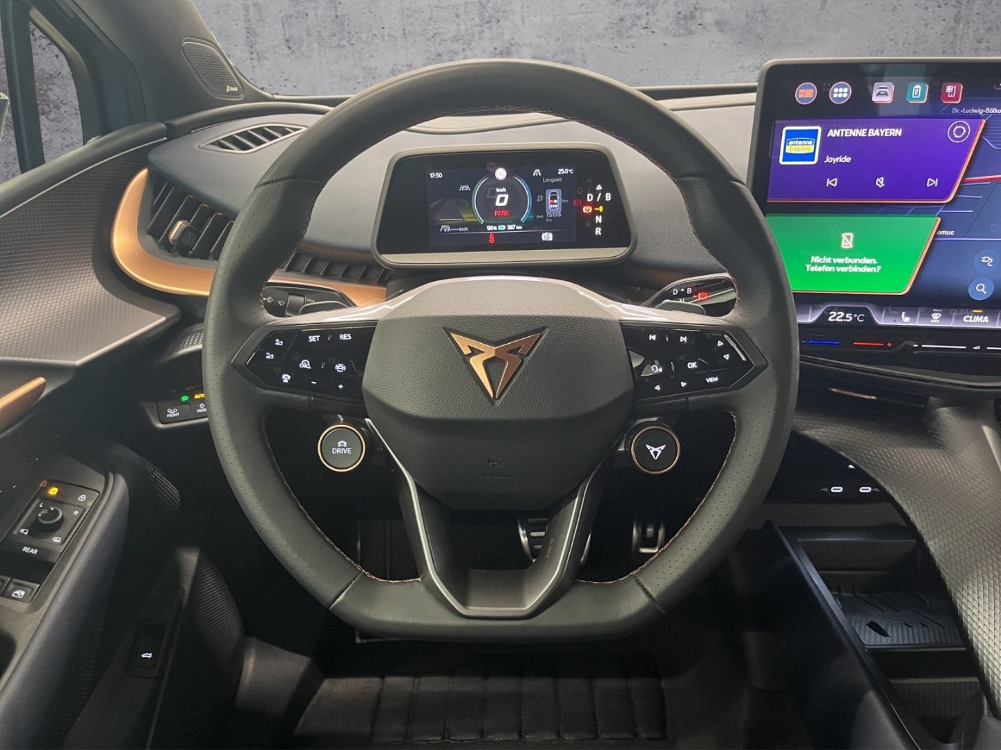 Cupra Tavascan - Bild 12