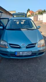 Nissan Almera Tino 1,8 I - - Nissan Almera Tino: 1.8
