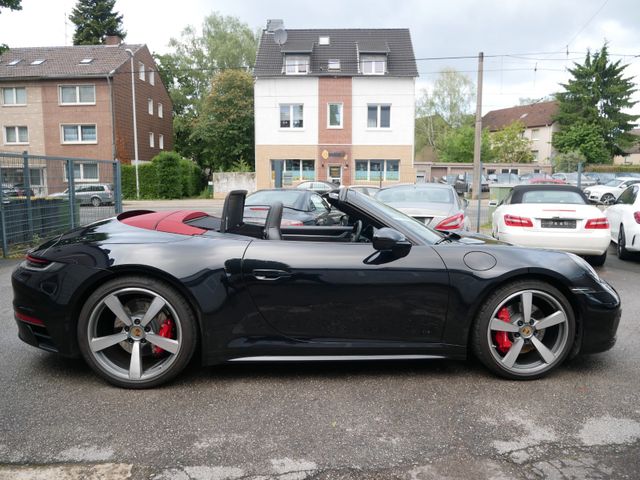 992