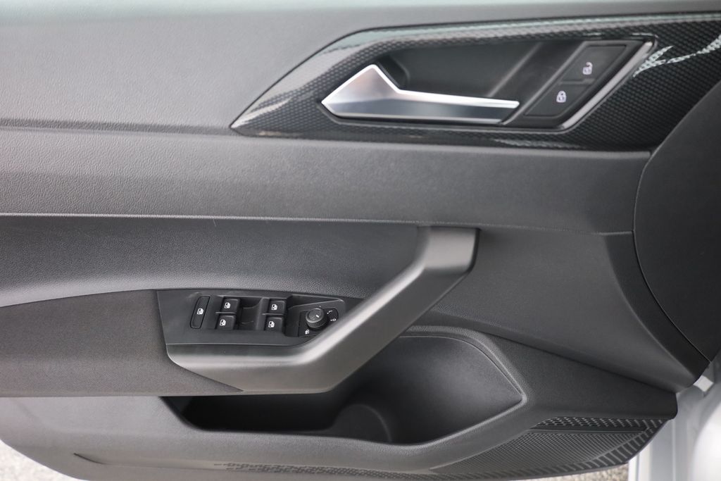 VOLKSWAGEN Polo 2026