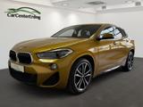 BMW X2sDrive18i*M Sport*LED*Navi*Kamera*HiFi*Pano* - : Gold, Panorama-Dach