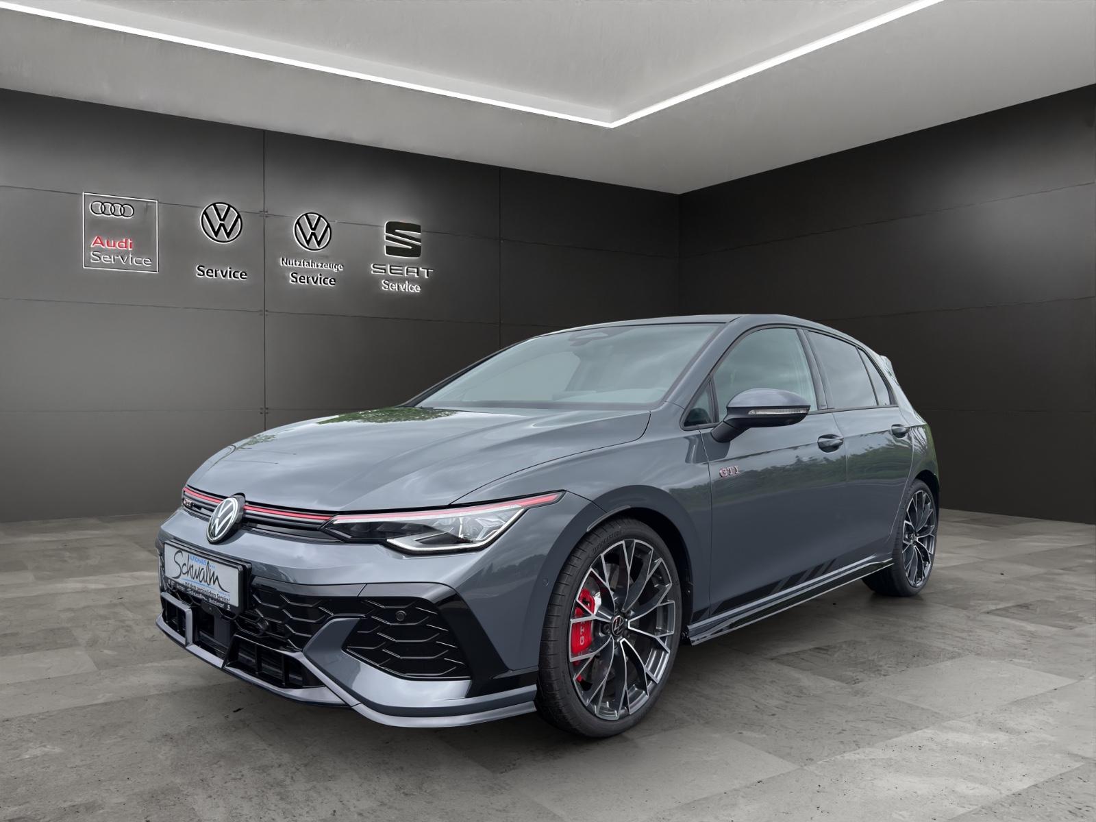 Volkswagen Golf VIII GTI Clubsport *Akrapovic/Panodach/H&K