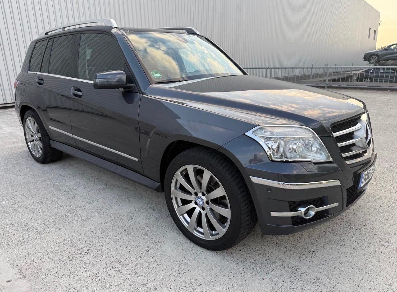 Mercedes-Benz GLK350 2009 — photo 5