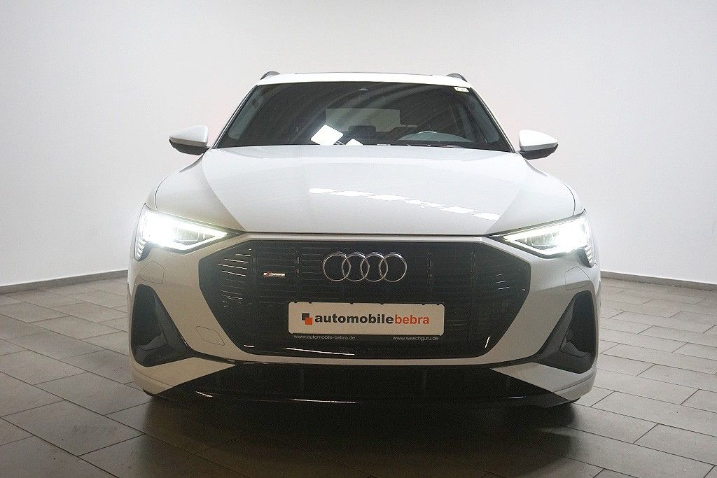 Audi e-tron Sportback S-Line Pano AHK Virtual 230KW imagem 2