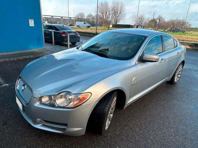 Jaguar XF 2.7d Luxury auto