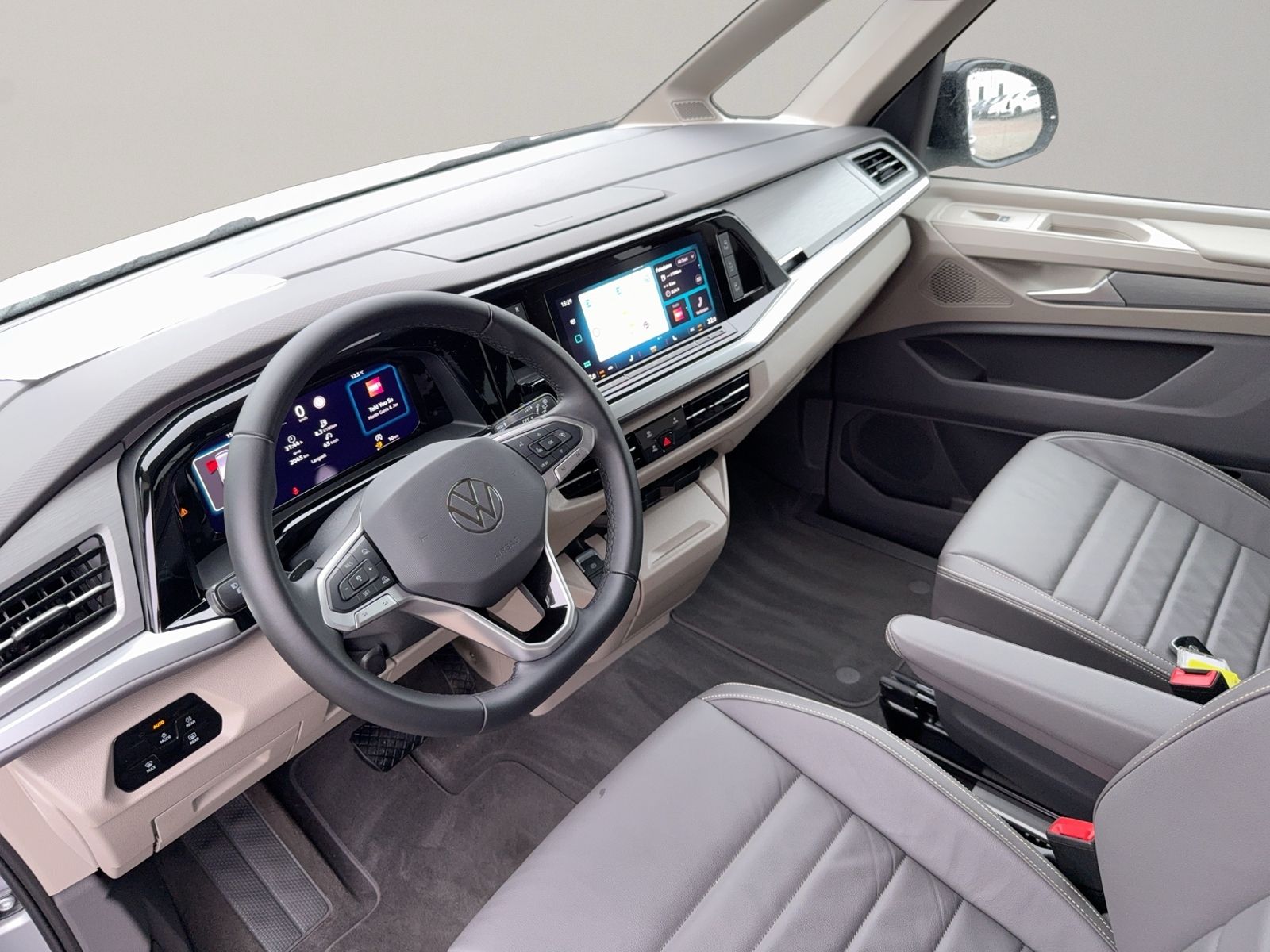 T7 Multivan Life lang 2.0 TDI, AHK, Navi, Digita