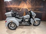 Harley-Davidson FLHTCUTG TRI GLIDE ULTRA J&H Auspuff - HARLEY-DAVIDSON GEBRAUCHT TRIKE