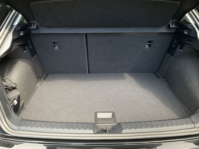 A1 Sportback 30 TFSI ADVANCED DCP+DAB+PDC+ALU16"