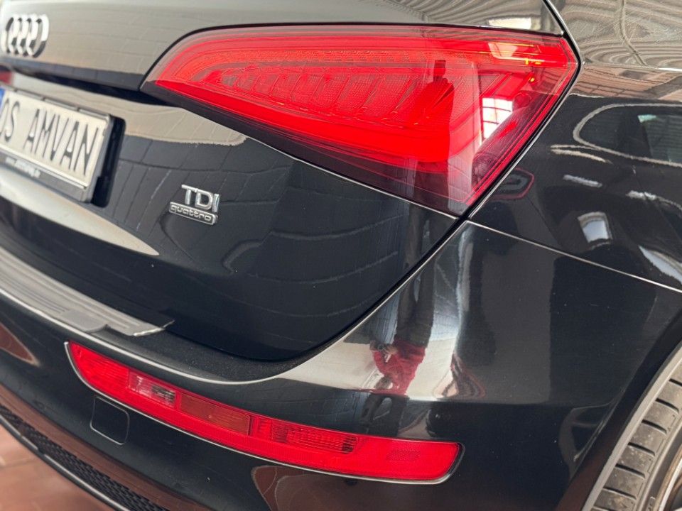 Fahrzeugabbildung Audi Q5 40 TDI S-Line Sport+ Pano 21" DAB+ Xenon....