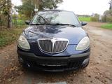 Lancia Ypsilon 1.2 16v Argento - Lancia Ypsilon mit Benzin-Antrieb: Limousine