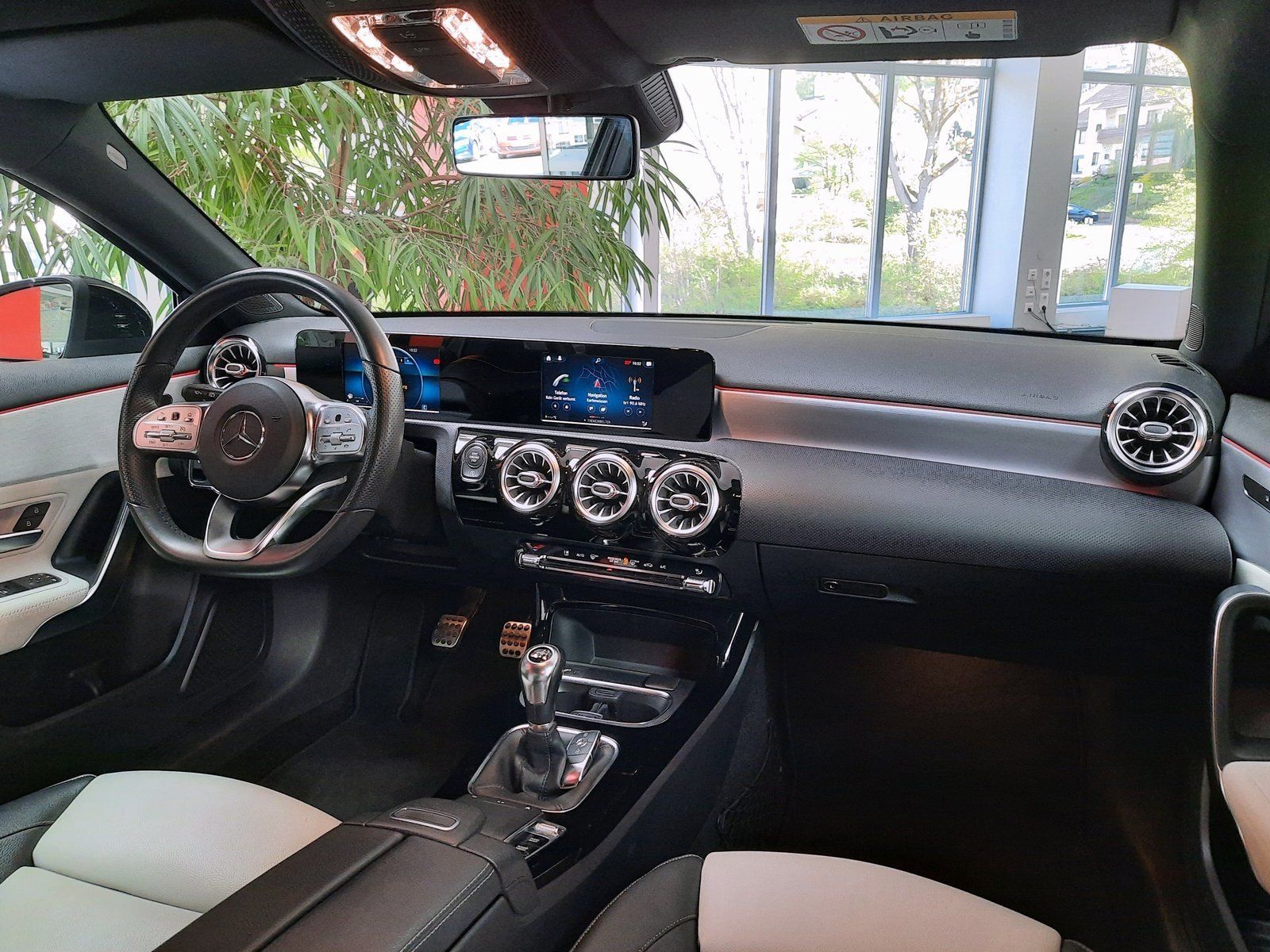 Fahrzeugabbildung Mercedes-Benz A 180 AMG-Line *LED*Navi*AHK*Cam*Sitzhzg*PDC*