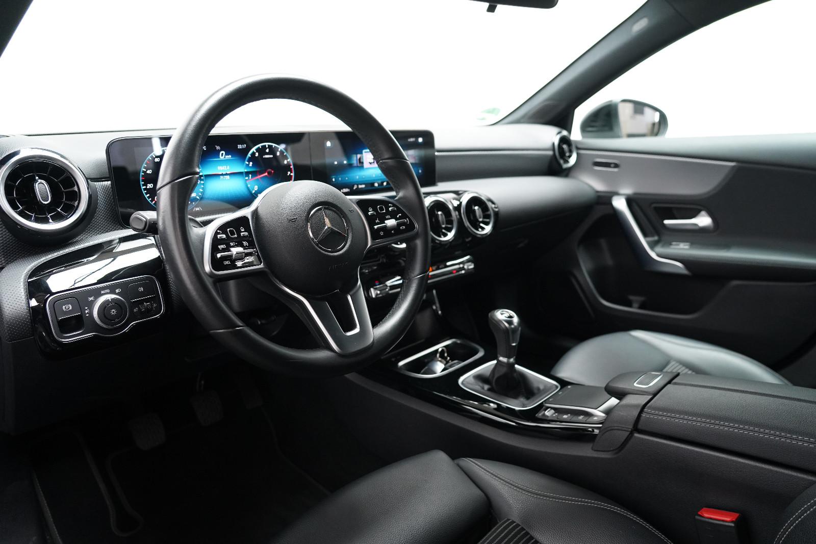Mercedes-Benz A-Class Progressive Widescreen Kamera MBUX DAB, миниатюра 16