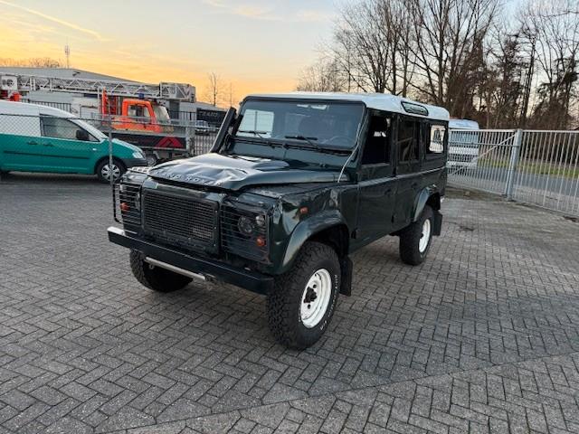 Land Rover Defender 110 S Station Wagon Standheizung