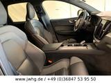 Volvo XC60 Plus Dark AWD LED Nav 4xSiHz19" AHK KamPano - Volvo XC60: 4d Awd