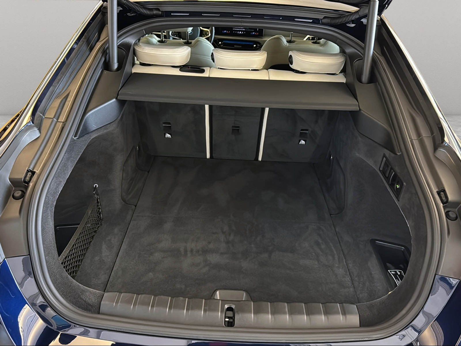 BMW i4 - Bild 15