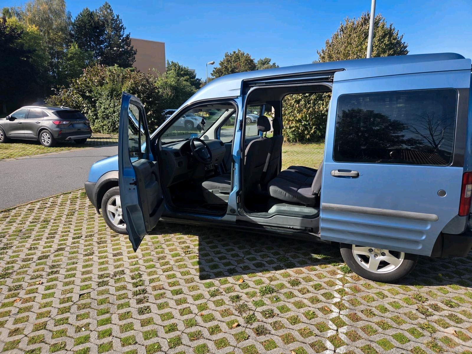 Ford Tourneo 2004 — interior