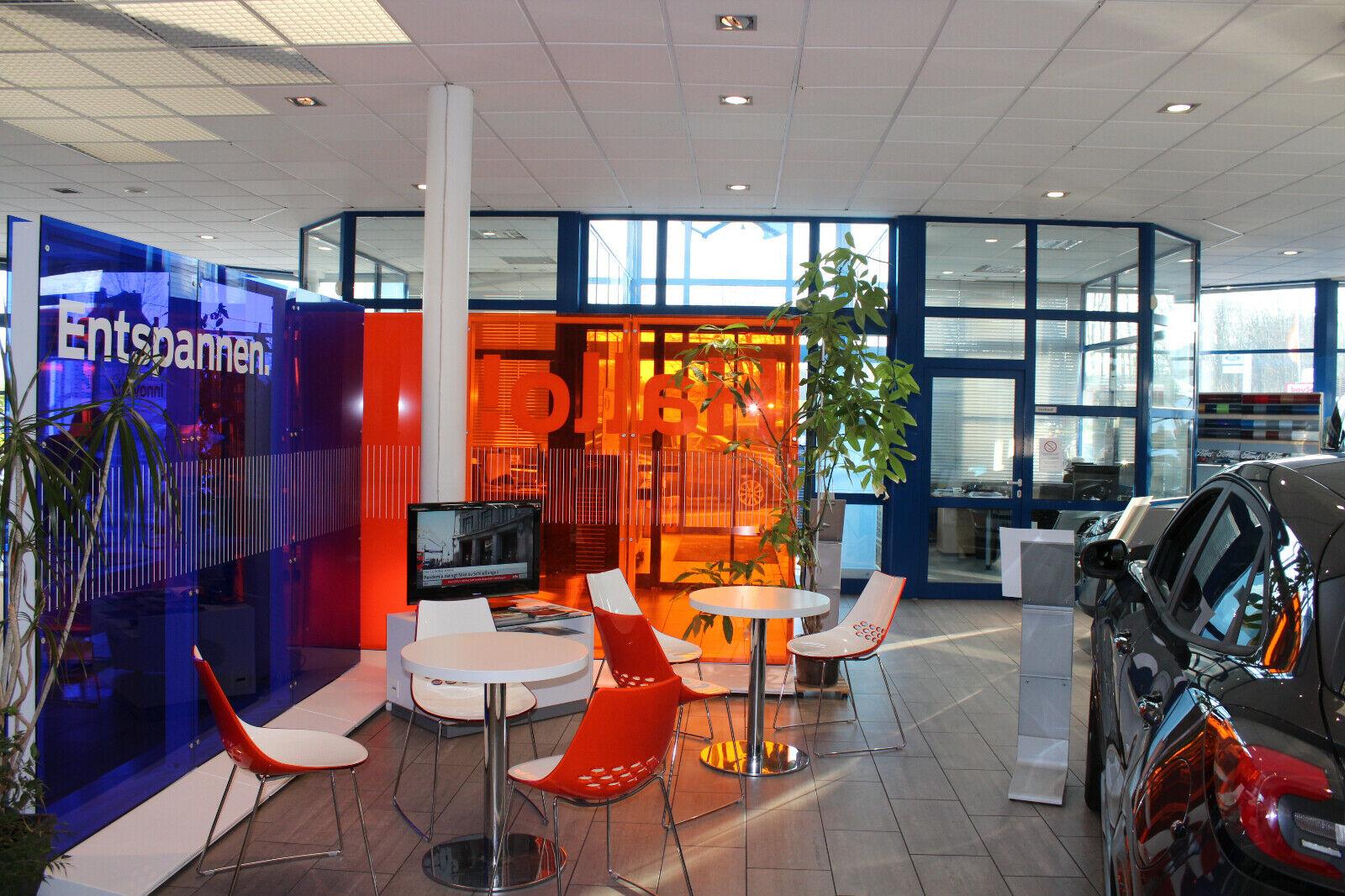 showroom-image-top