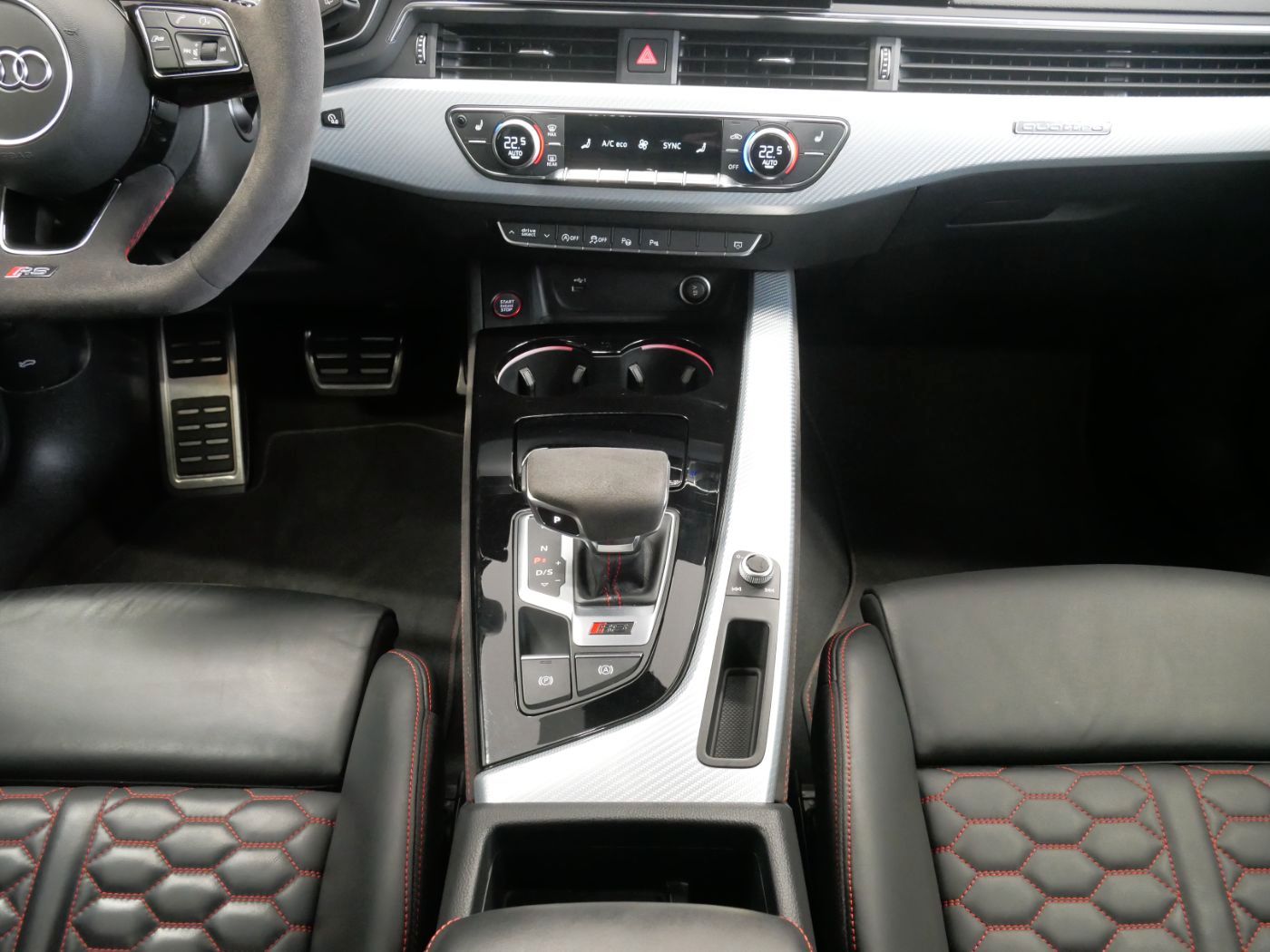 Audi RS4 - Bild 12