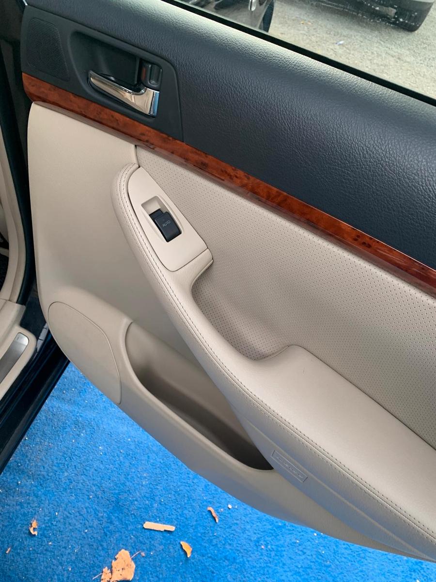 Toyota Avensis 2006 — photo 27