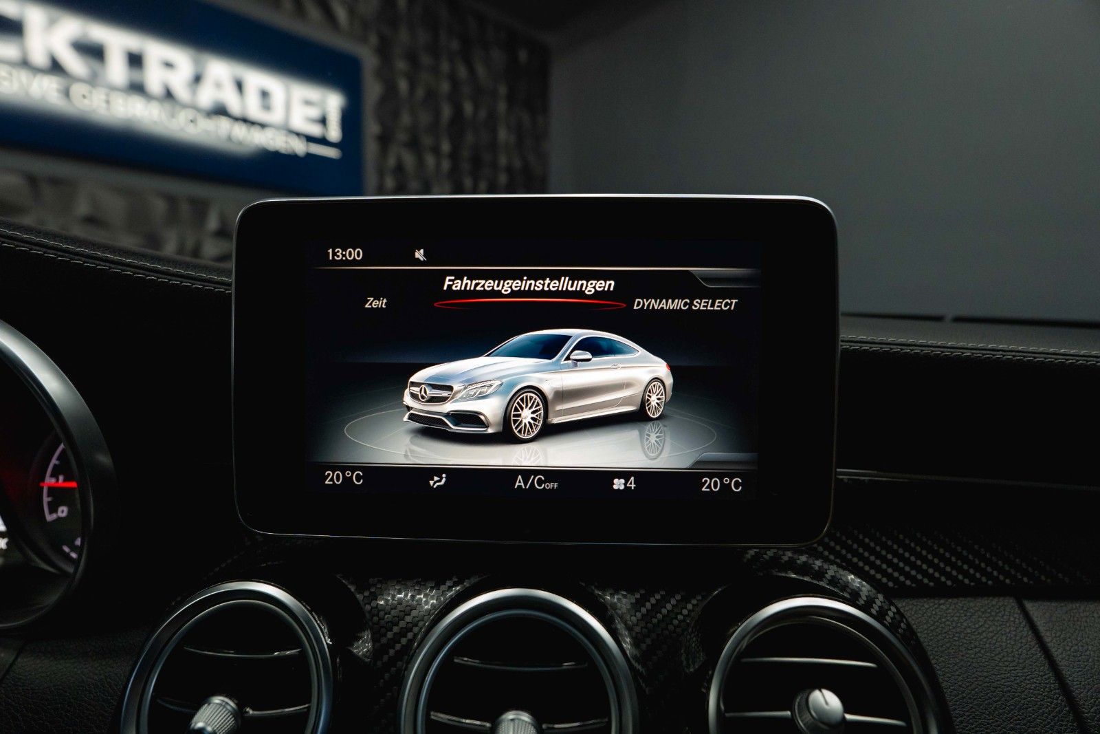 Fahrzeugabbildung Mercedes-Benz C 63 AMG Coupe Edition 1 Night Carbon *ACC*LED*