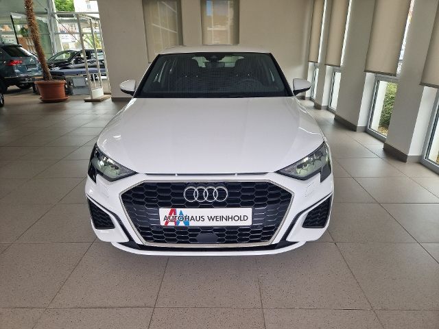 A3 Sportback S-Line 1.5 TFSI S-TRON LED NAV 4JGA