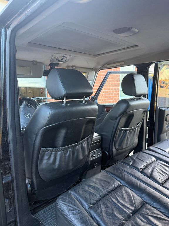 Mercedes-Benz G 400
