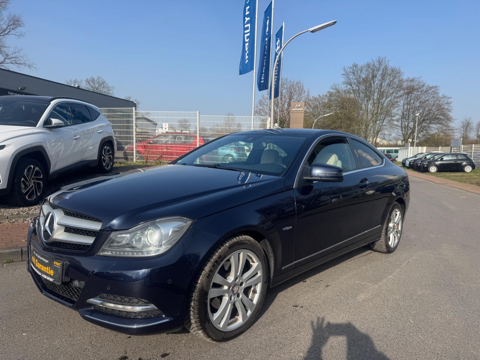 Mercedes-Benz COUPE/2.HD/AUTOMATIK/NAVI/LEDER/XENON/SHZ/PDC/