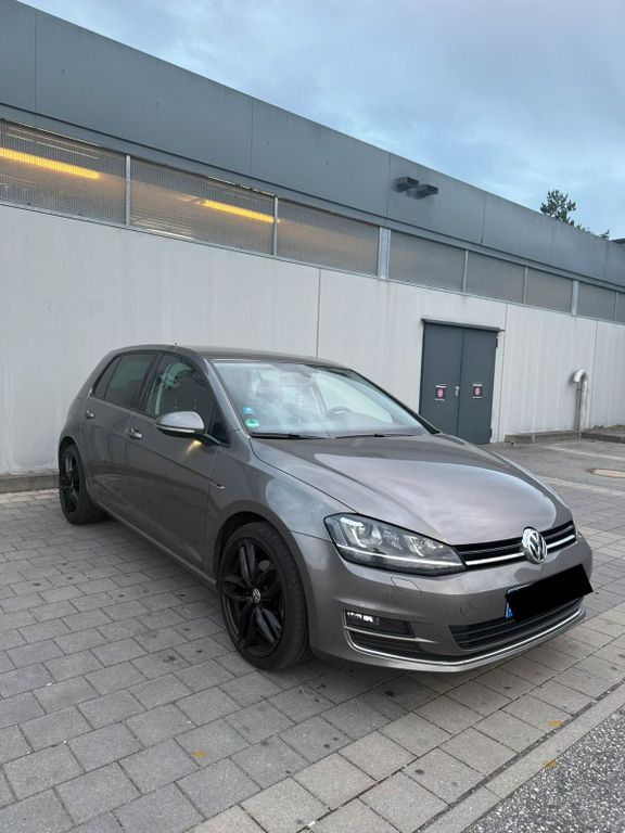 Image of Volkswagen Golf