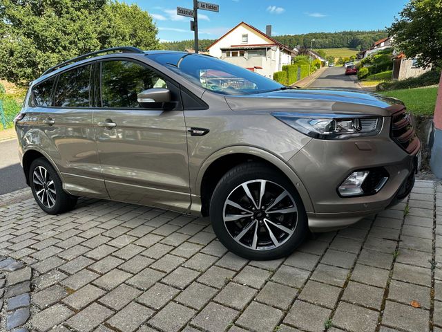 Ford Kuga ST-Line - 70tkm, scheckheftgepflegt