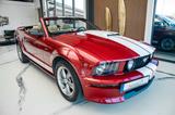 Ford Mustang Gt V8 SCHALTER CABRIO LEDER - Ford Mustang: Rot, Cabrio