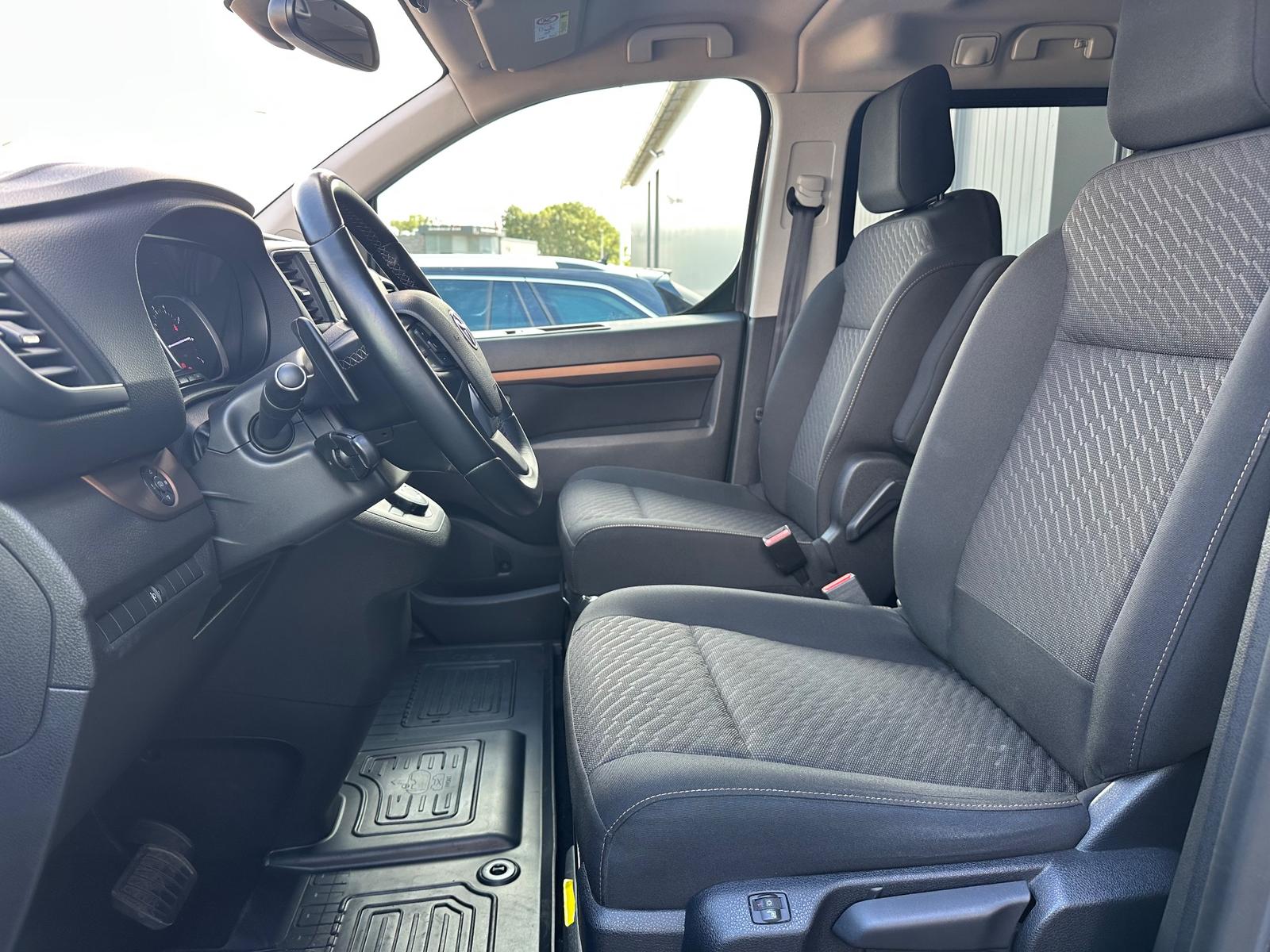 Toyota Proace Verso 2.0 D L2H1 8-Sitzer NAV+360°+ACC