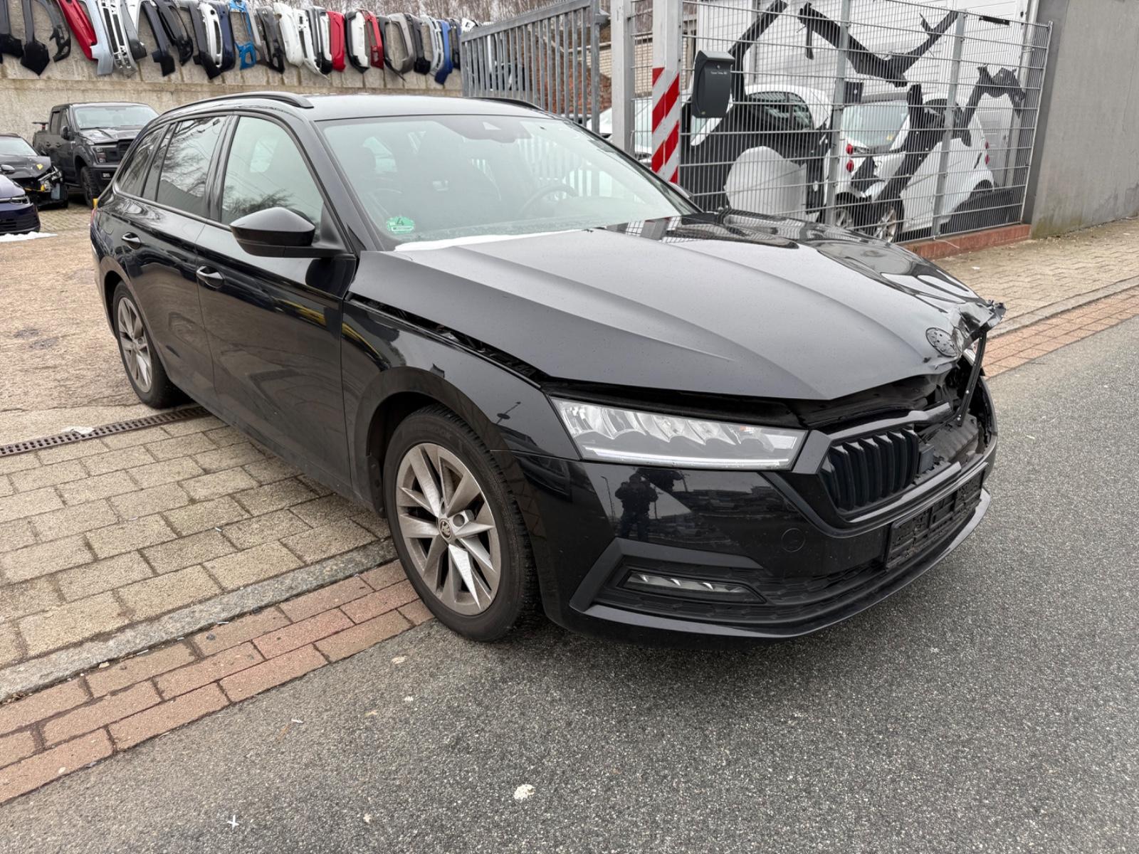 Skoda Octavia Combi Style DSG  Netto + Kaution 19%