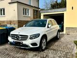 Mercedes-Benz Mercedes GLC250 4MATIC, Panorama, Distronic, AHK - : Mercedes GLC