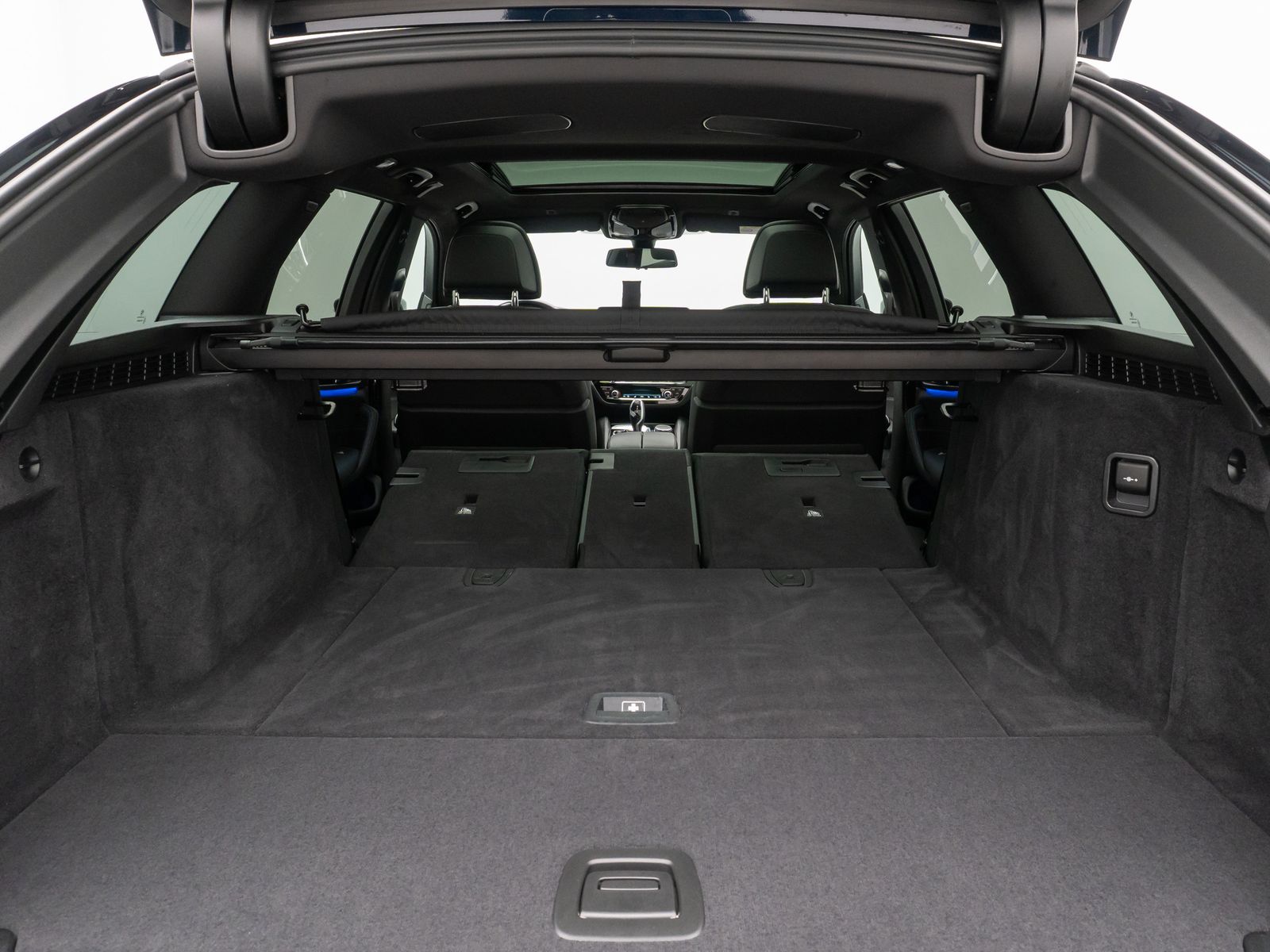 Fahrzeugabbildung BMW 530d M Sport Laser DAB Kamera HUD Panorama 19"