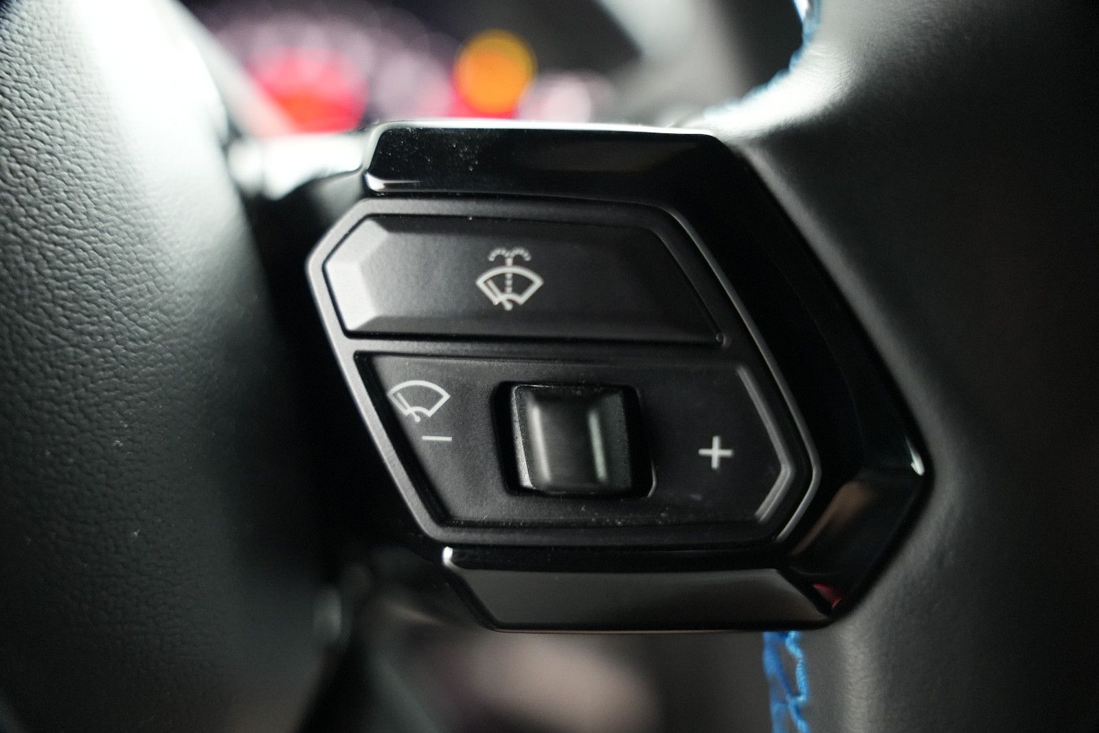 Fahrzeugabbildung Lamborghini Huracán EVO V10 /LIFT/SENSONUM/KAMERA/ACC