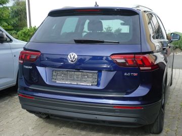 Volkswagen Tiguan - 5
