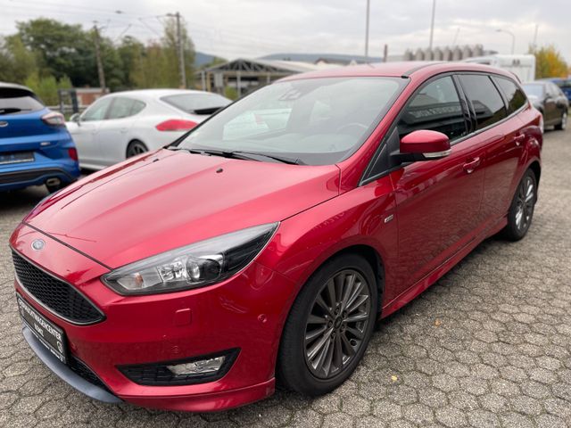 Ford Focus 2,0 TDCi 110kW PowerSh. ST-Line Turnier!