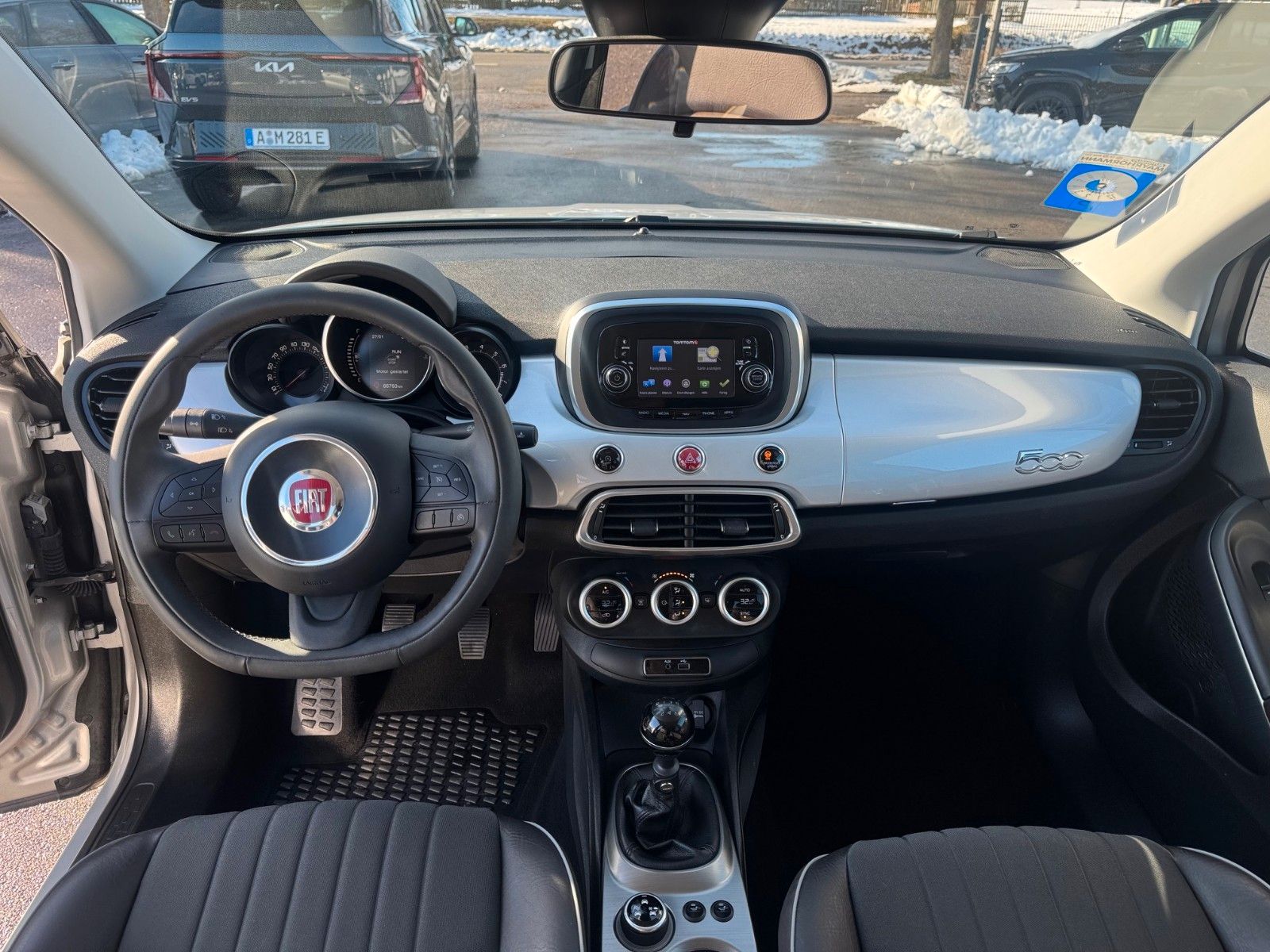 Fahrzeugabbildung Fiat 500X 1.4 4x2 MultiAir Lounge Navi Kamera Sitzhzg