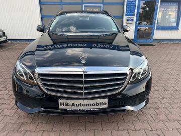 Mercedes E 220 - 2