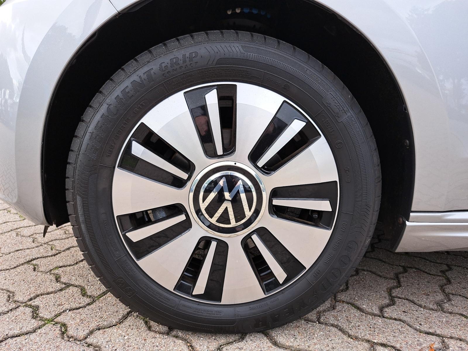 Volkswagen e-up! Style "Plus" 3,99% CCS 15"LM TEL DAB SHZ