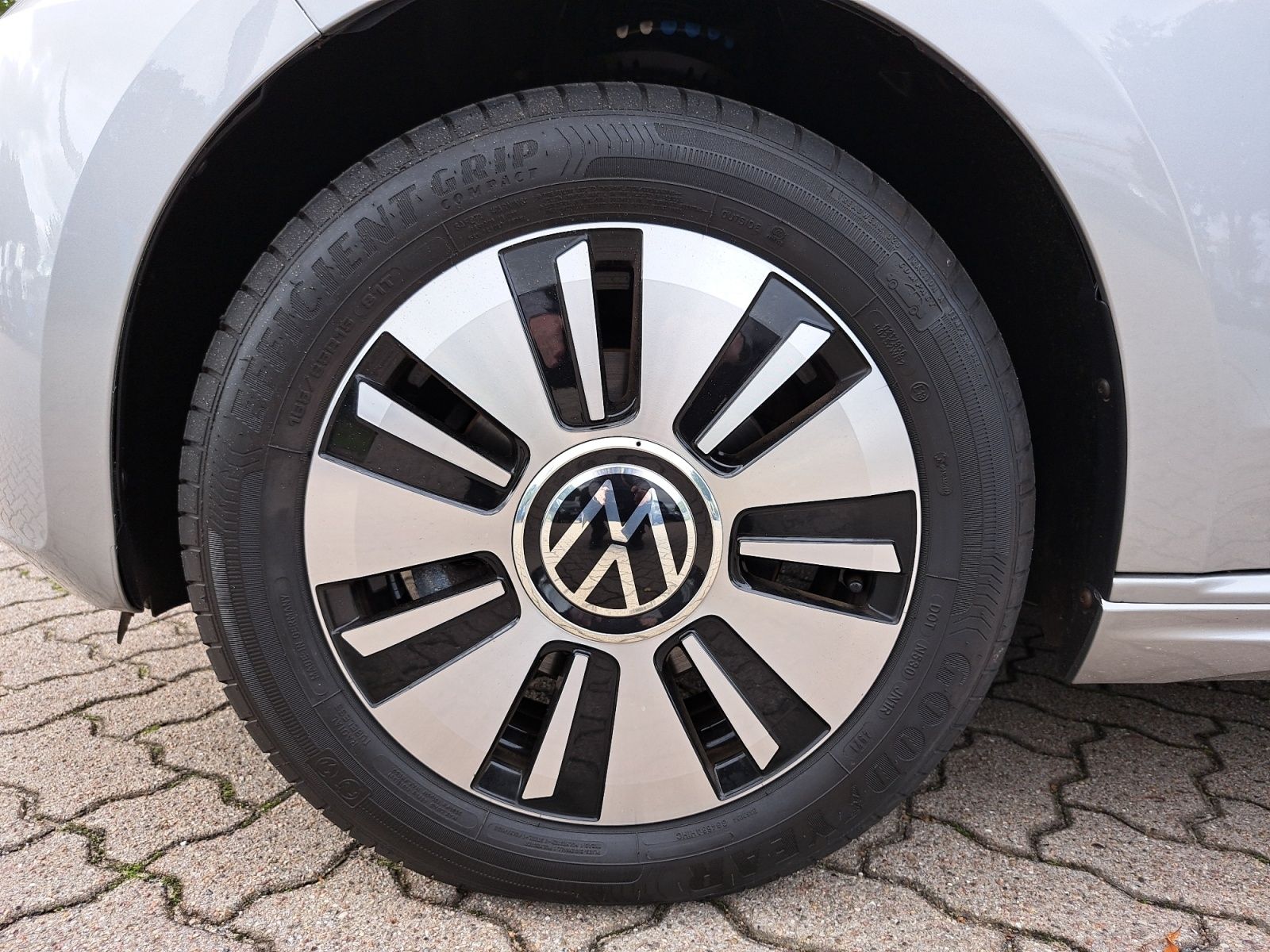Volkswagen e-up! - Bild 11