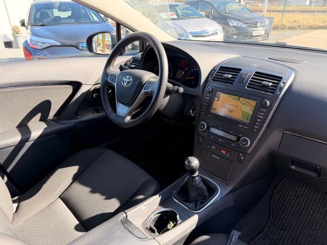 Toyota Avensis Kombi Executive EXPORT
