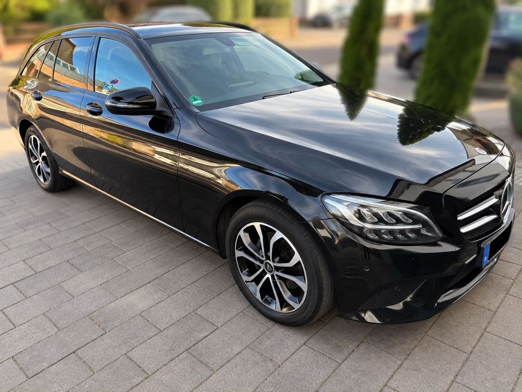 Image of Mercedes-Benz C 200